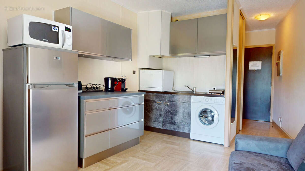 Appartement à VILLENEUVE-LOUBET