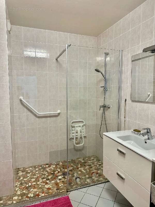 Appartement à REIGNIER