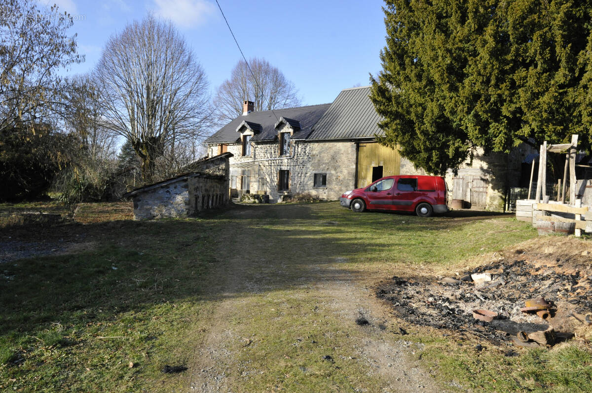 Maison à LA PORCHERIE
