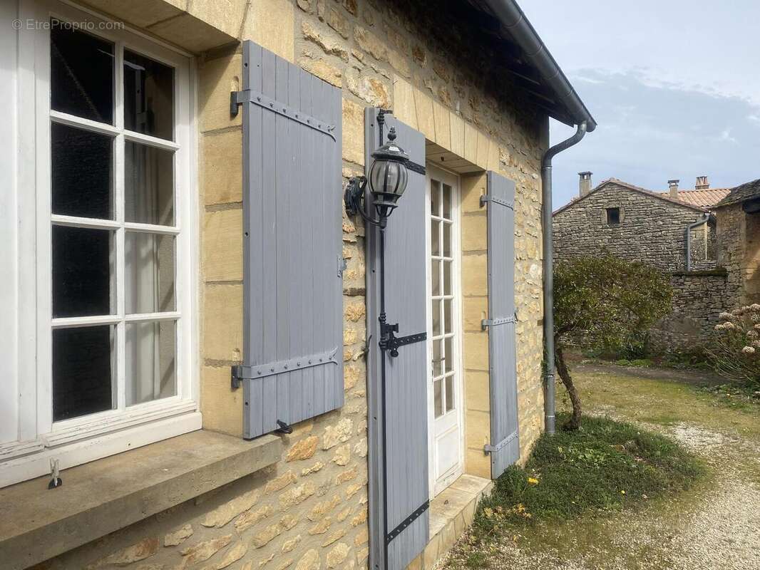 Maison principale - Maison à BEYNAC-ET-CAZENAC