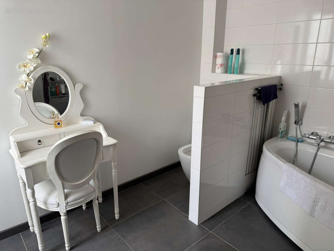 Maison  tres confortable en centre-ville - photo 15