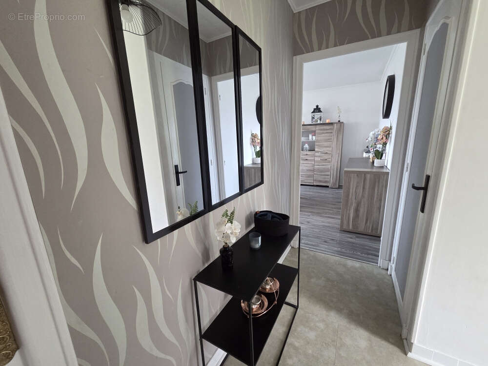 Maison à SAINT-JUNIEN