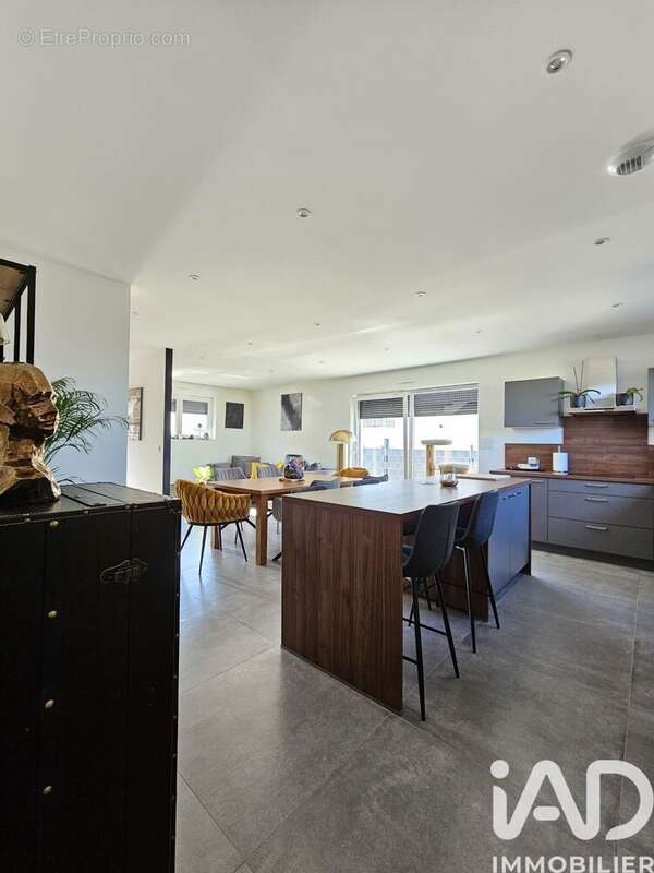 Photo 2 - Maison à HAUCOURT-MOULAINE