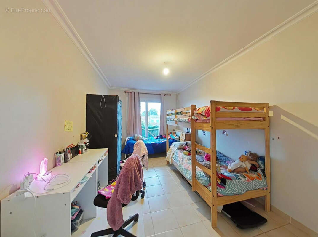 Appartement à LE LUC