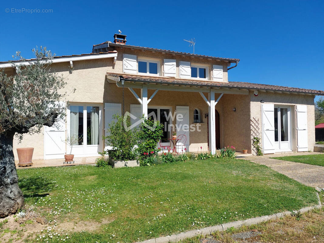 Maison à MONTECH