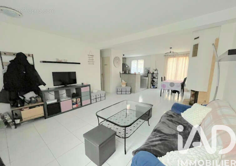 Photo 2 - Maison à VILLABE