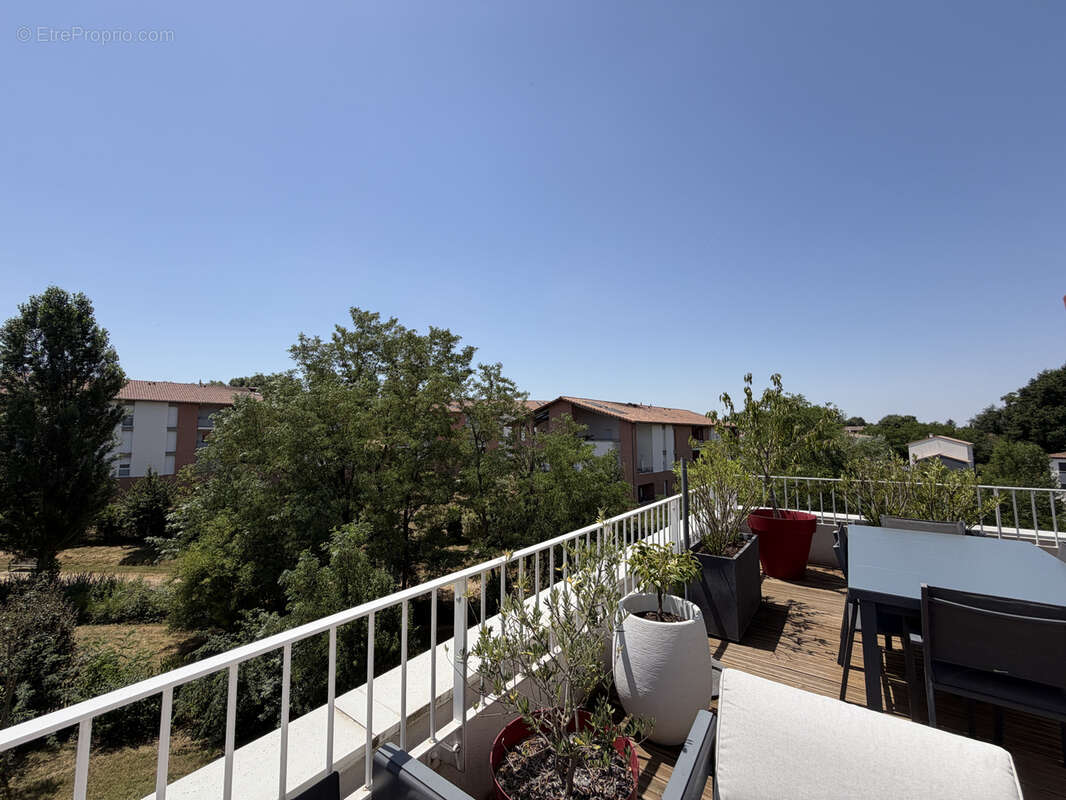 Appartement T4  Dernier étage avec grande terrasse plein sud à Quint-Fonsegrives ! - photo 2