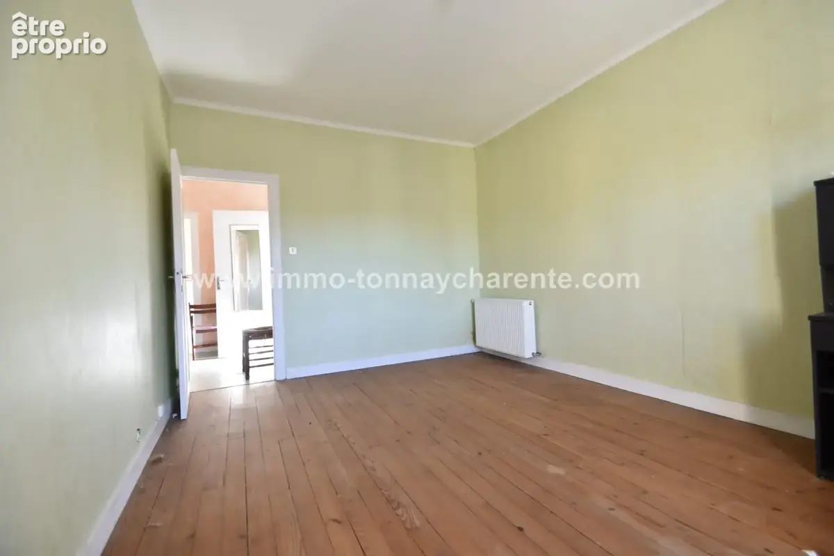 Maison 7 pièces 190 m² à vendre à Tonnay-Charente (17430) - photo 4