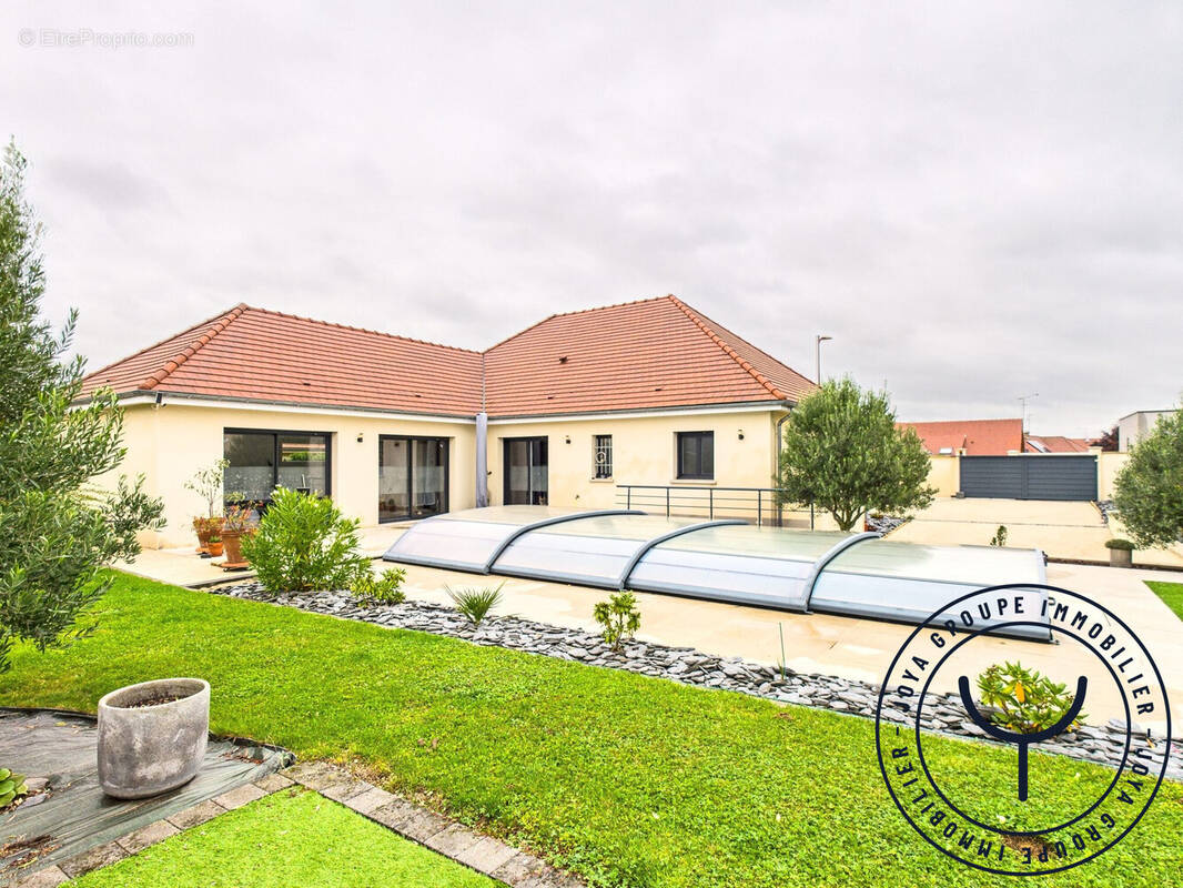 Maison à CRENEY-PRES-TROYES