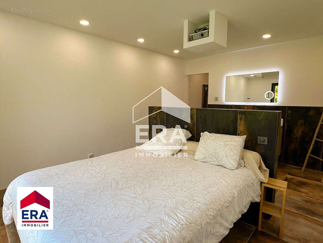 Maison à PERNES-LES-FONTAINES