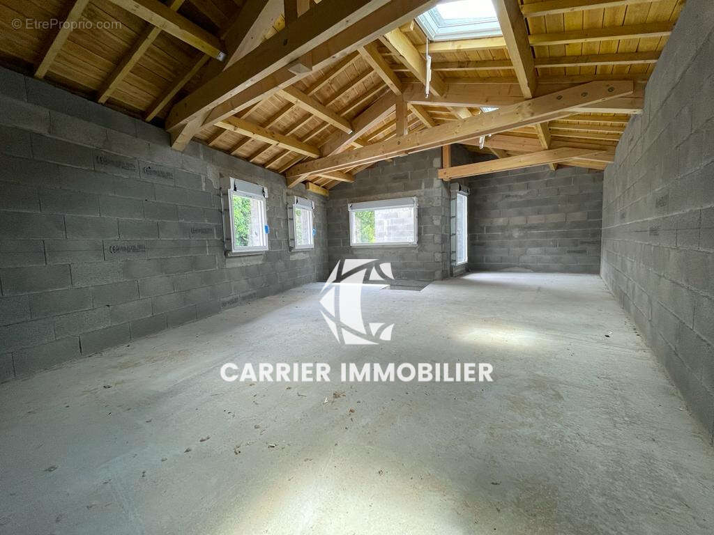 Appartement à CHAMPAGNE-AU-MONT-D'OR
