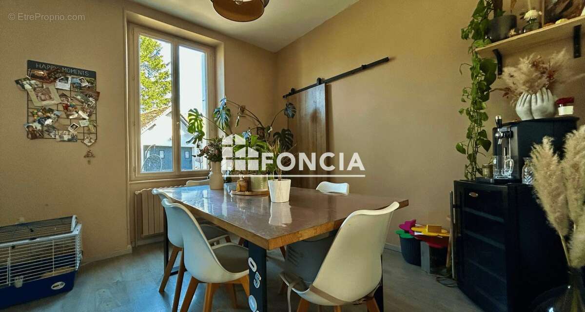 Maison à BONNETABLE