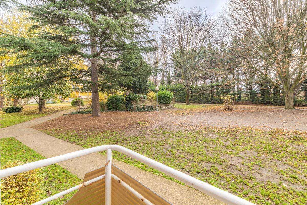 Appartement à LE BOURGET