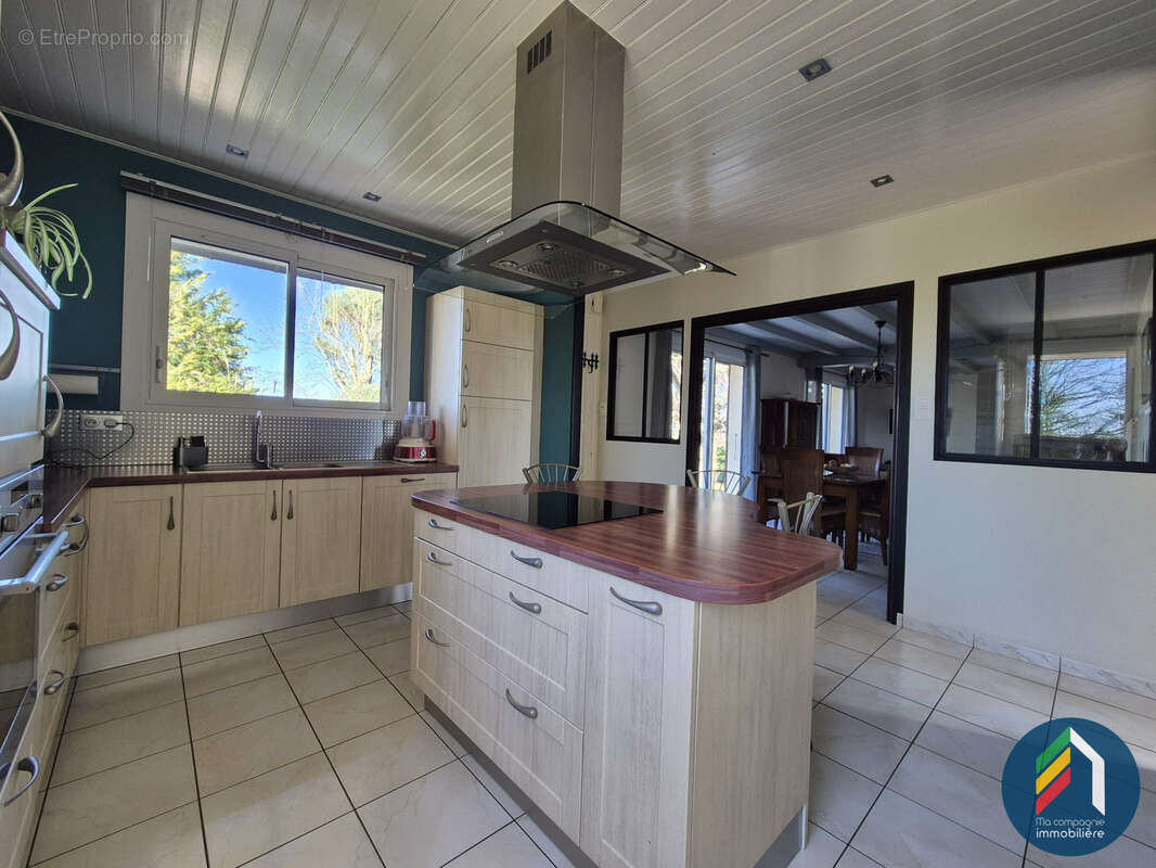 Maison à LA MEILLERAIE-TILLAY