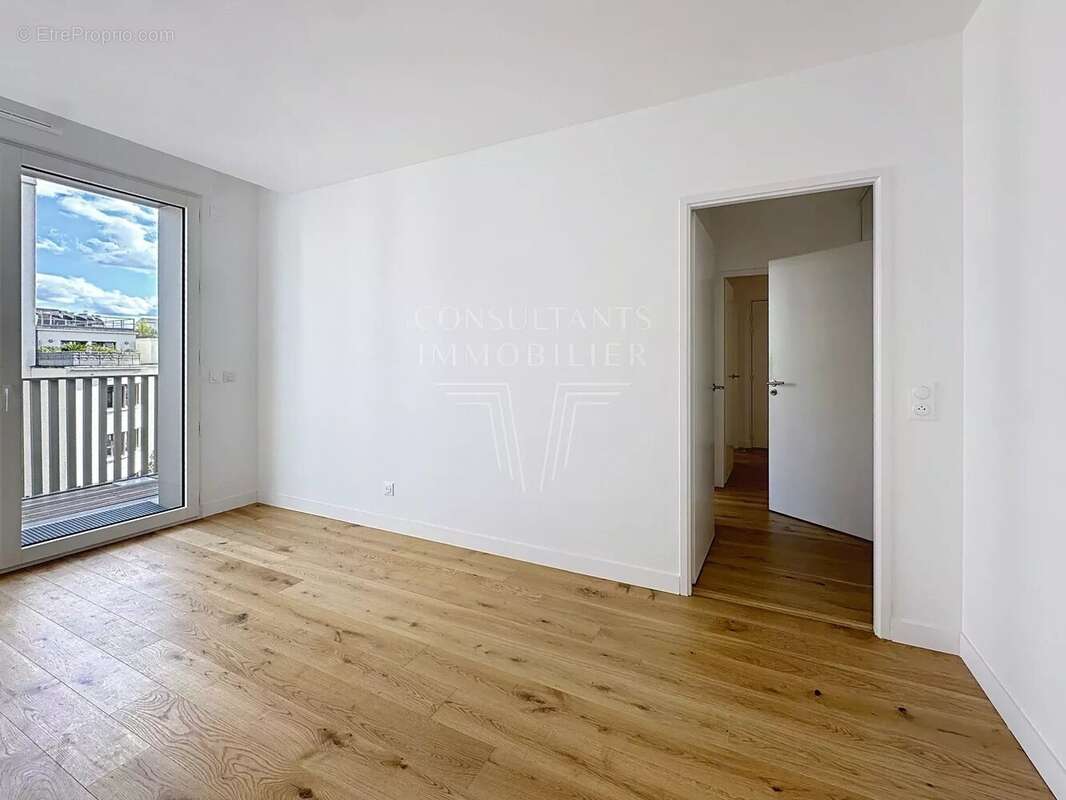 Appartement à ISSY-LES-MOULINEAUX