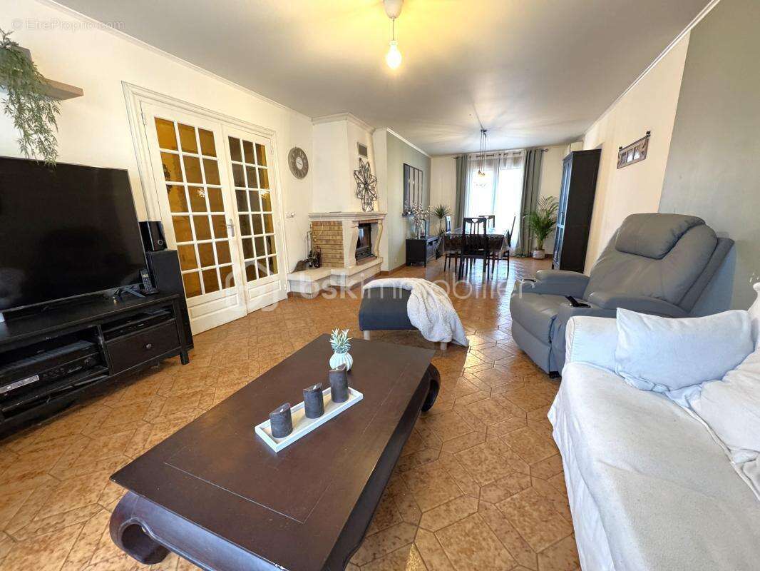 Maison à BALLANCOURT-SUR-ESSONNE