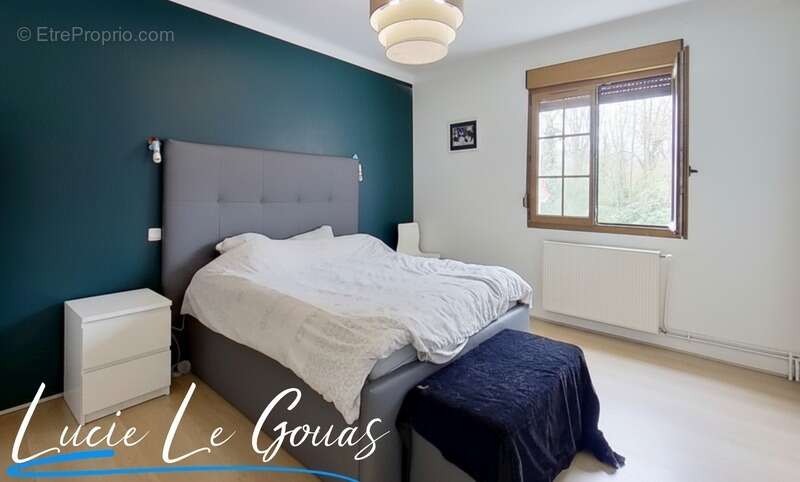Maison mitoyenne de 97m² avec dépendances de 70m² au sol - photo 6