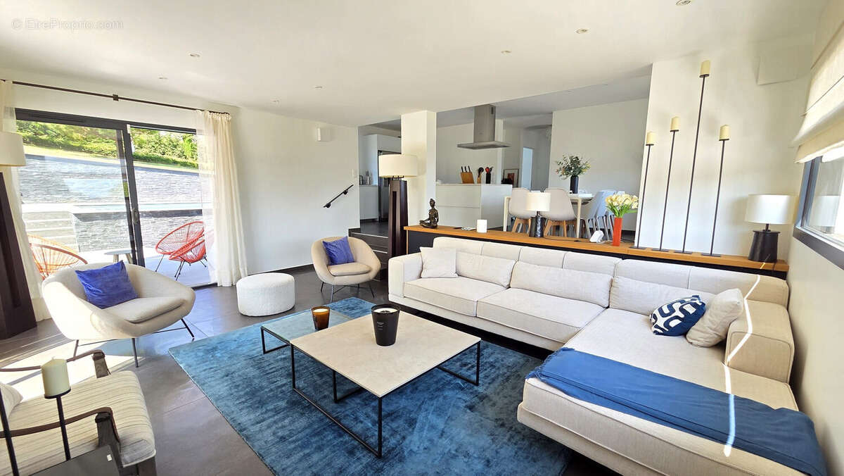 Maison 164 m² à Reignier  - photo 5