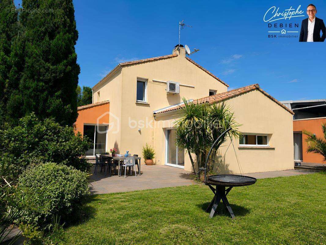 Couëron / atlantis – un écrin de verdure - propriété familiale de 246 m², 5 chambres, piscine, pool-house, terrain 3 319 m² - photo 21