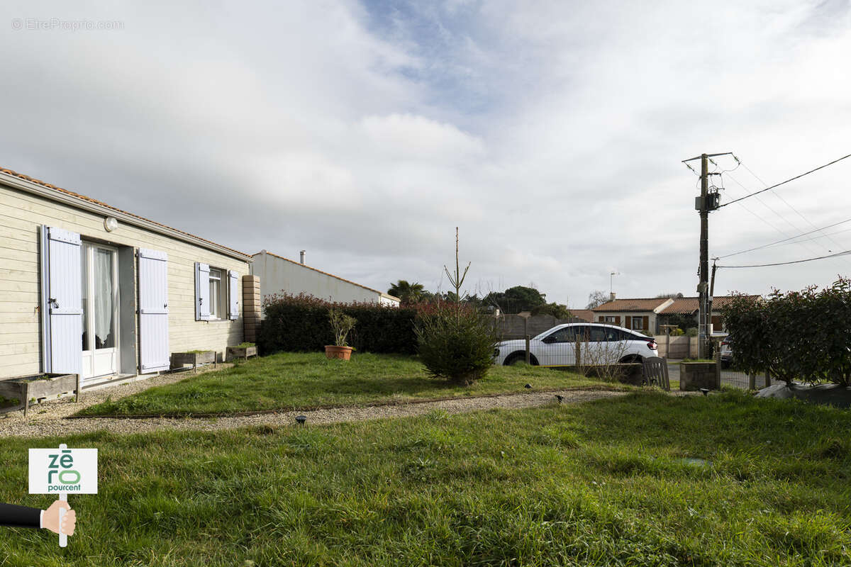 Maison à SAINT-HILAIRE-LA-FORET