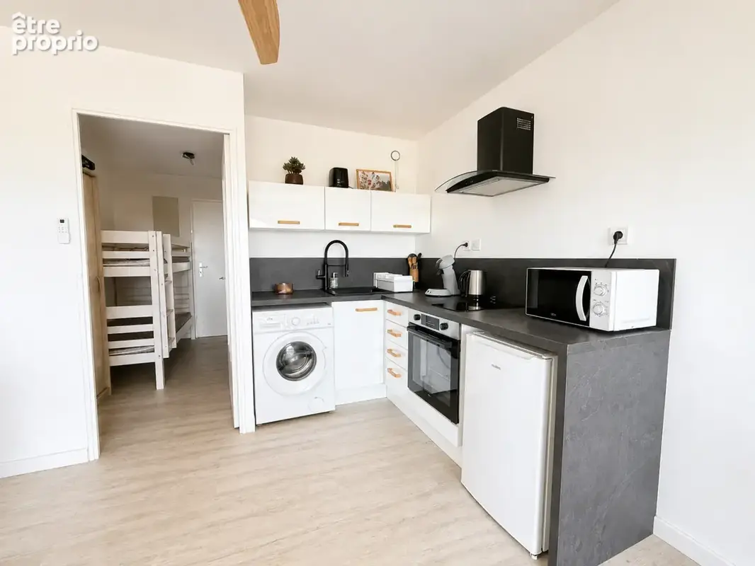 Studio Vue Mer sur Six Fours Les Plages - photo 9