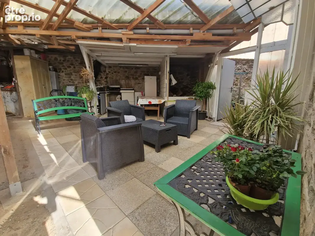 Maison de charme en pierres avec des espaces extérieurs très cosy. - photo 29