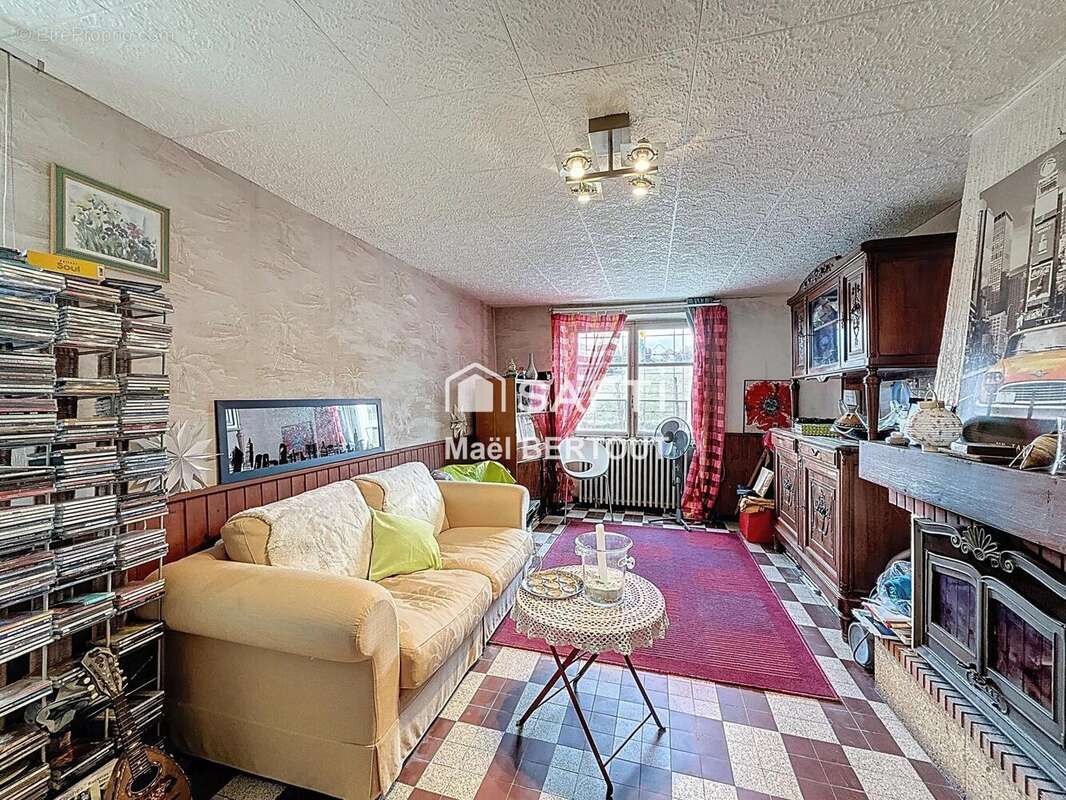 Photo 2 - Maison à DOMESSIN