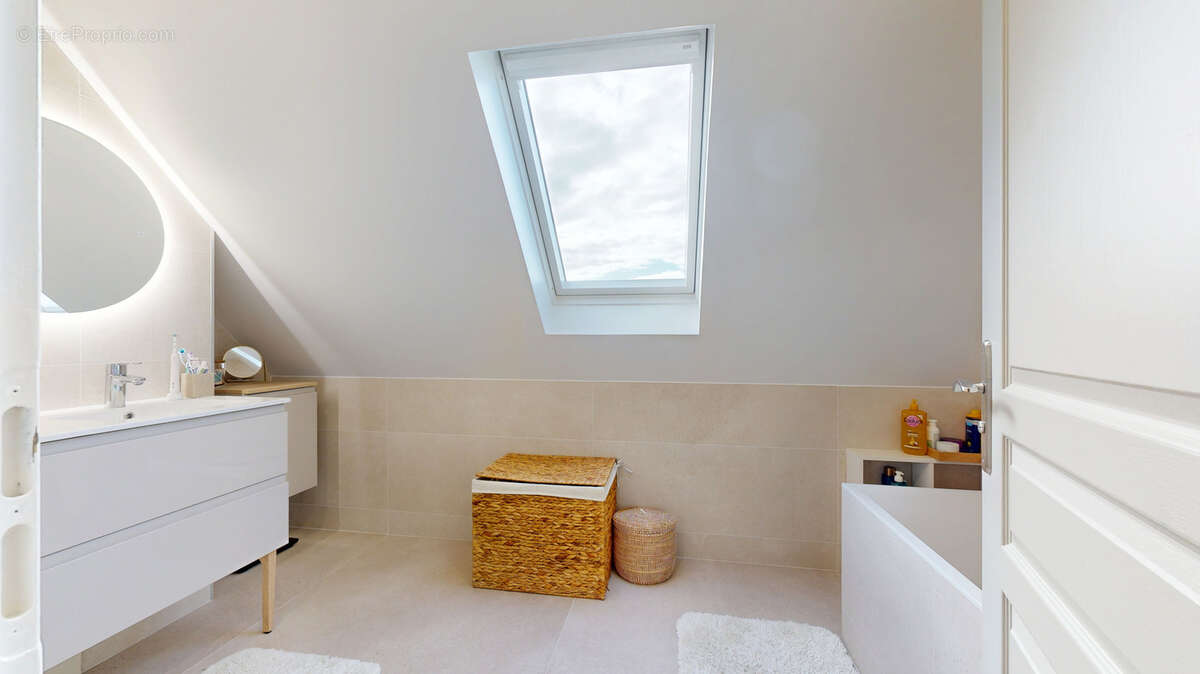 Maison à MONTFORT-L'AMAURY