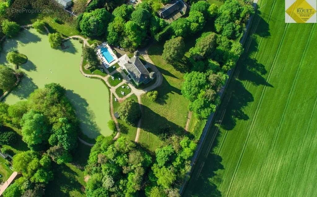 Maison à TOURNON-SAINT-PIERRE