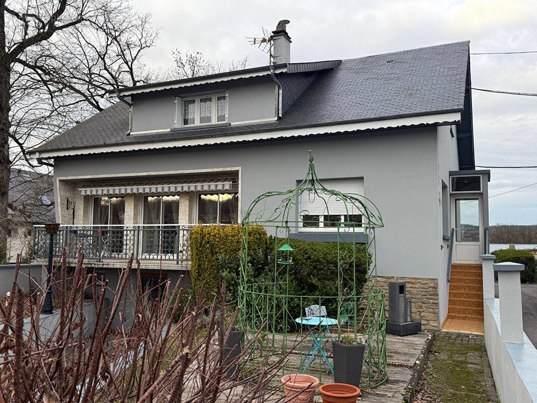 Maison à VRIGNE-AUX-BOIS