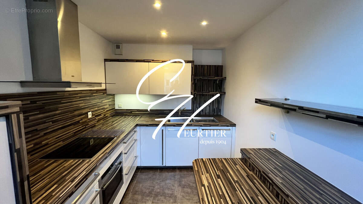 Appartement à SASSENAGE