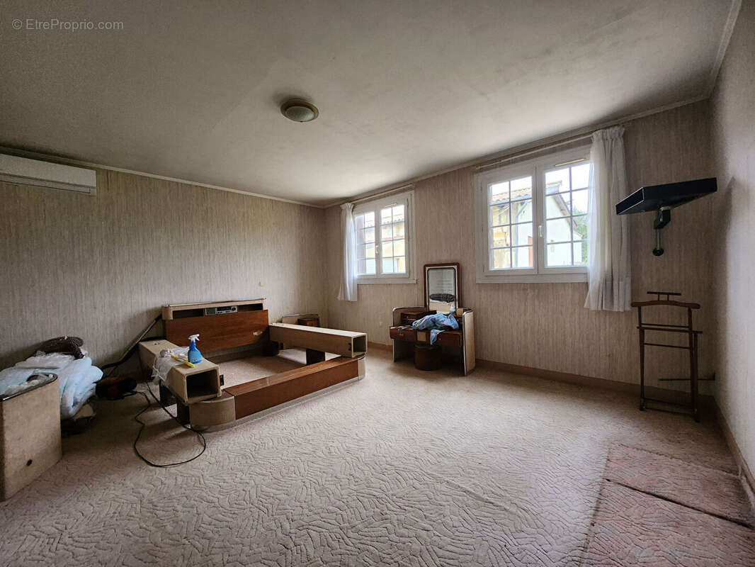 Maison à SAINT-ANDRE-DE-CUBZAC