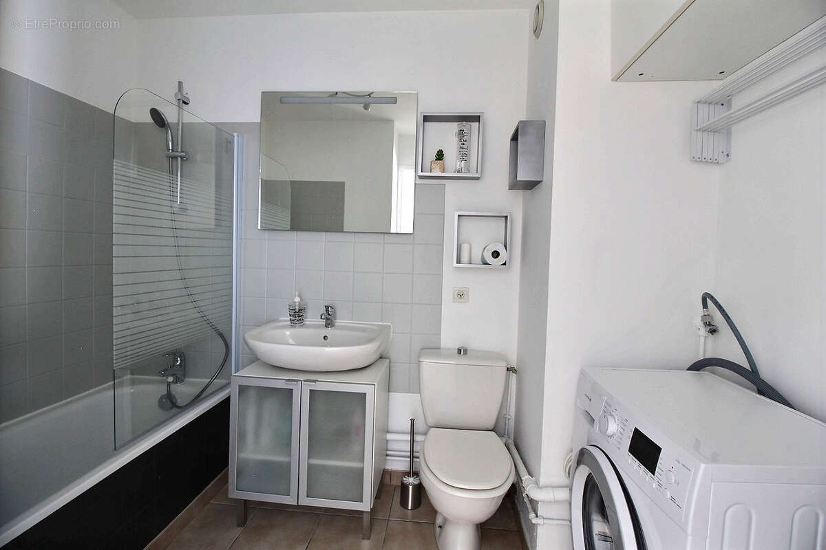 Appartement à FONTENAY-LE-FLEURY