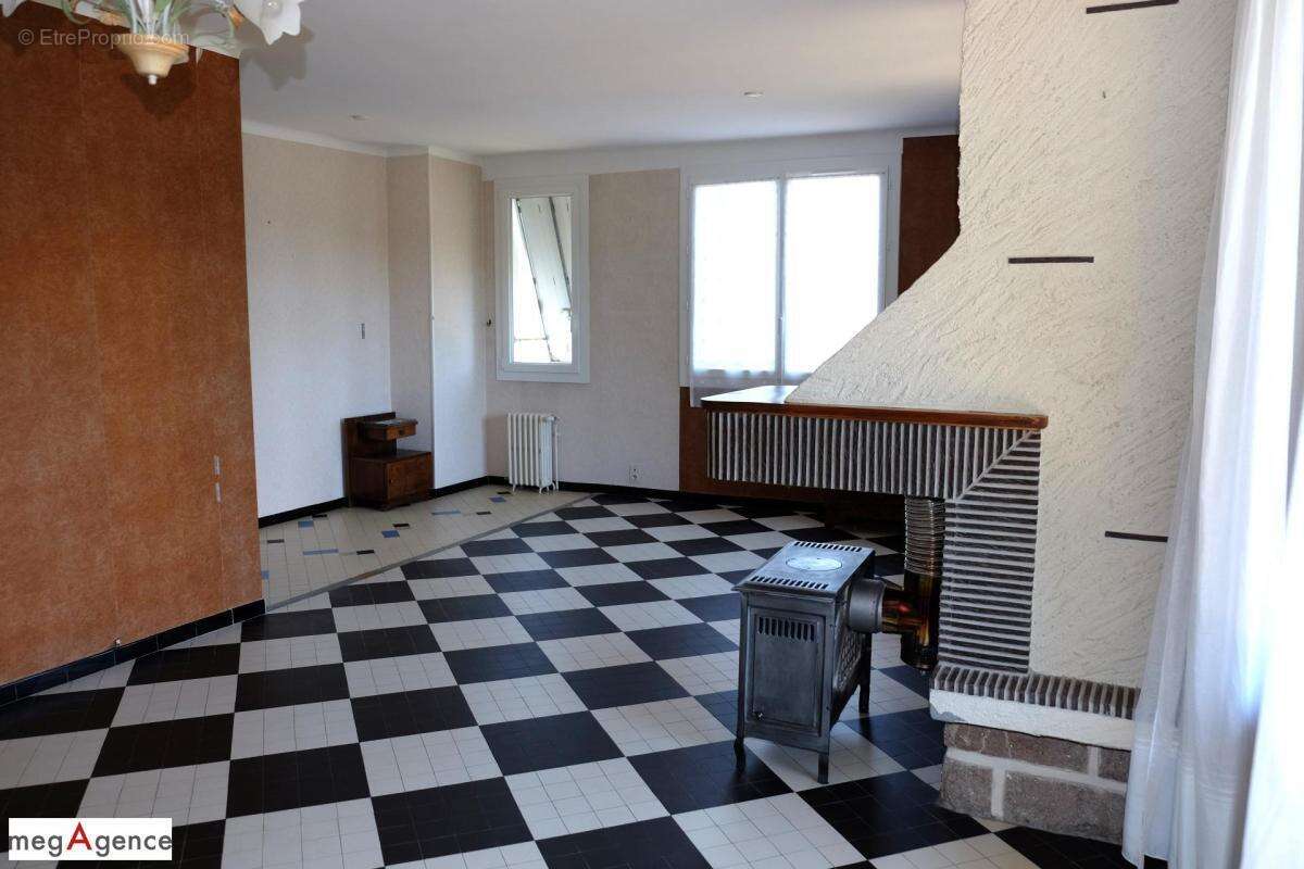 Belle maison familiale avec appartement F1 indépendant à 10 minutes de Tulle - photo 6