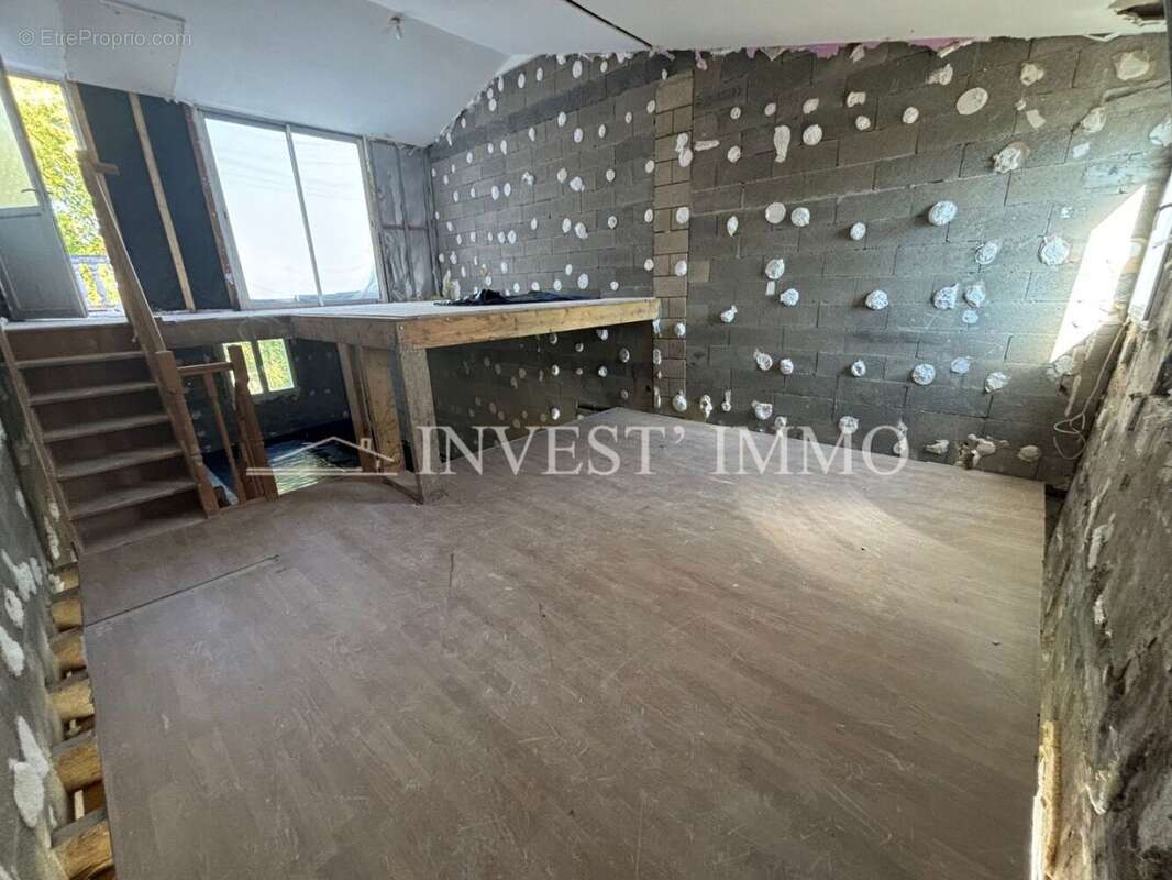 tempImage50ROPz - Appartement à LIANCOURT