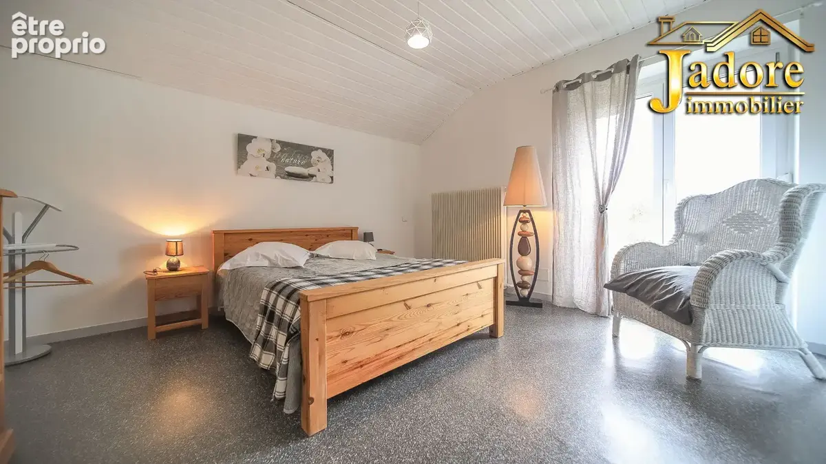 Ensemble immobilier rénové - photo 24