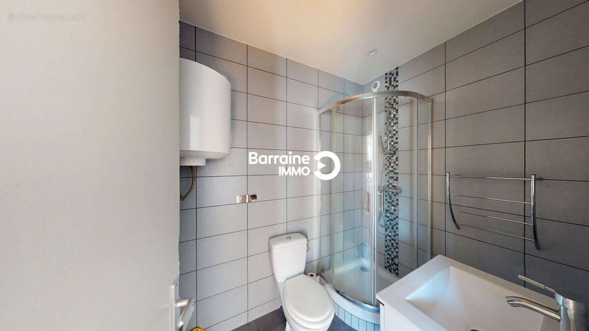 Brest penfeld immeuble de rapport 4 lots : 2 studios - 2 t2 duplex jardin - photo 9