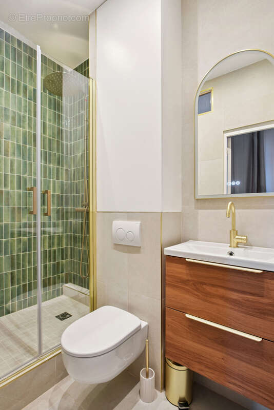 Appartement à PARIS-2E