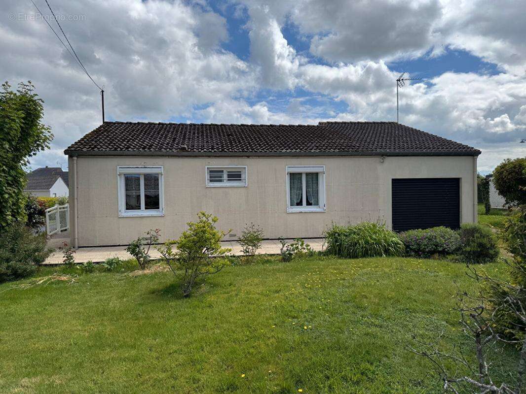 Maison à BEUZEVILLE-LA-GRENIER