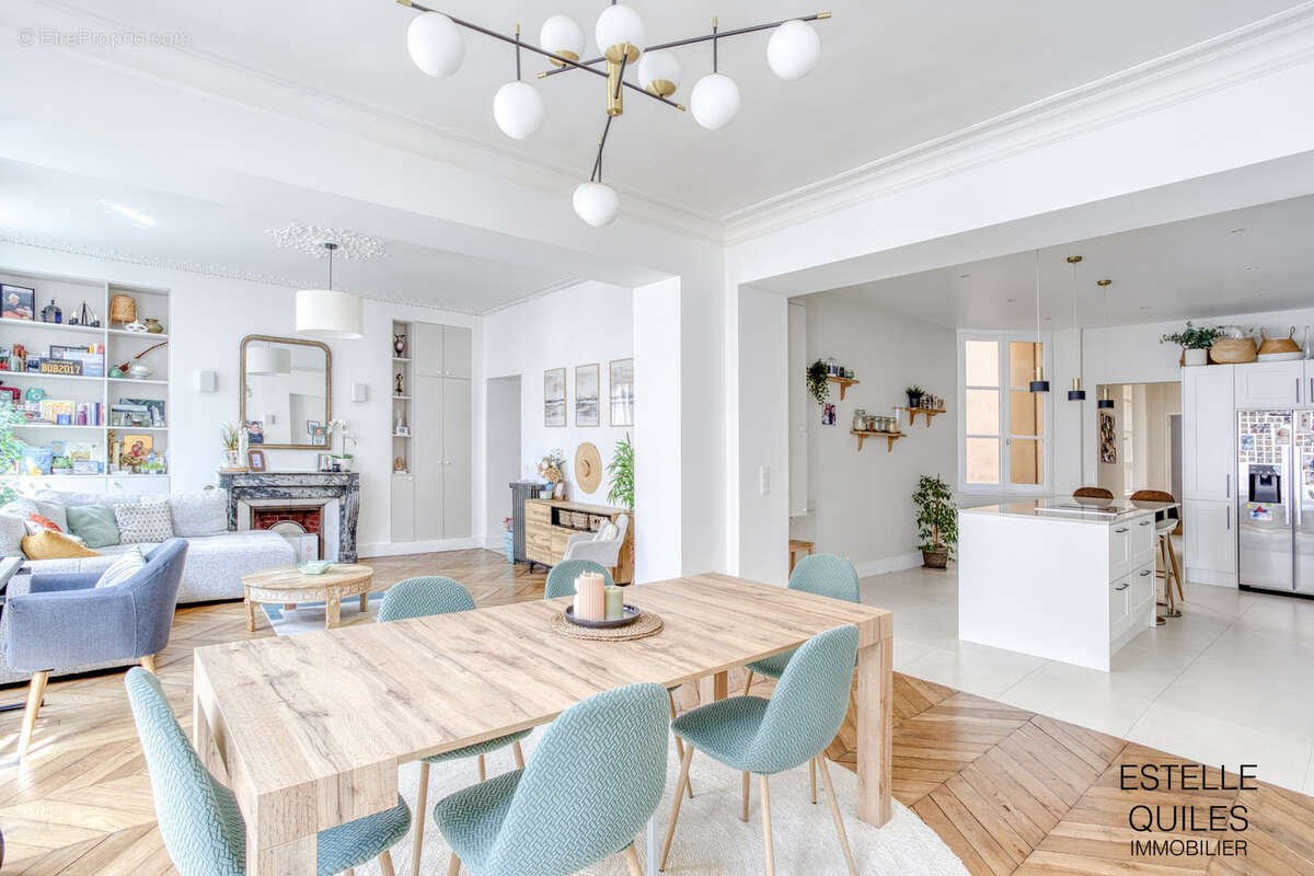 Appartement à VERSAILLES