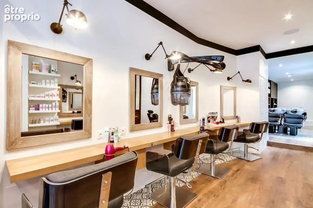 Salon de coiffure mixte barbier - photo 2