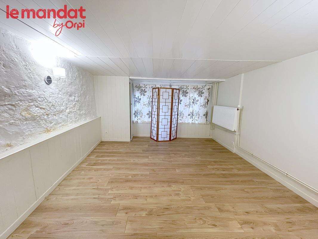 Maison à SERAINCOURT