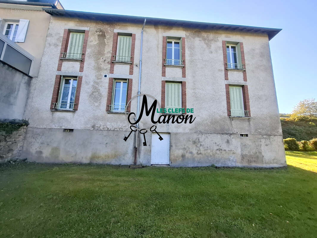 Appartement à SAINT-SULPICE-LAURIERE
