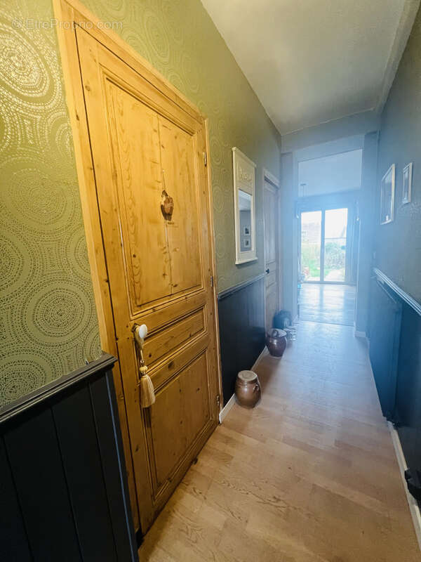 Maison à VILLERS-BRETONNEUX