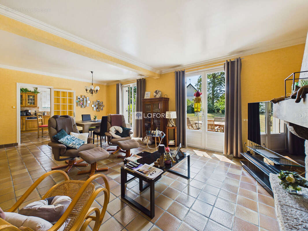 Exclusivité  :  Maison Saint Evarzec 7 pièce(s) - photo 5