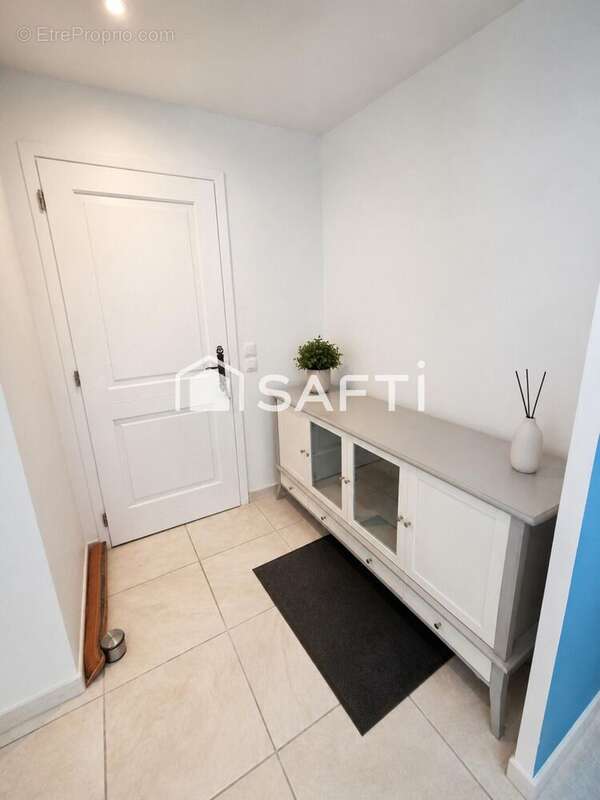Maison 156 m² à Veauchette  - photo 3