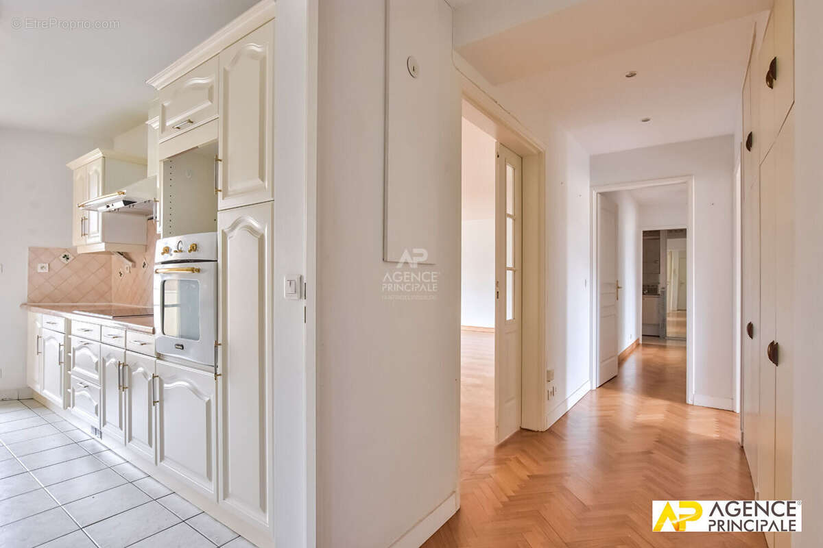 Appartement à MAISONS-LAFFITTE