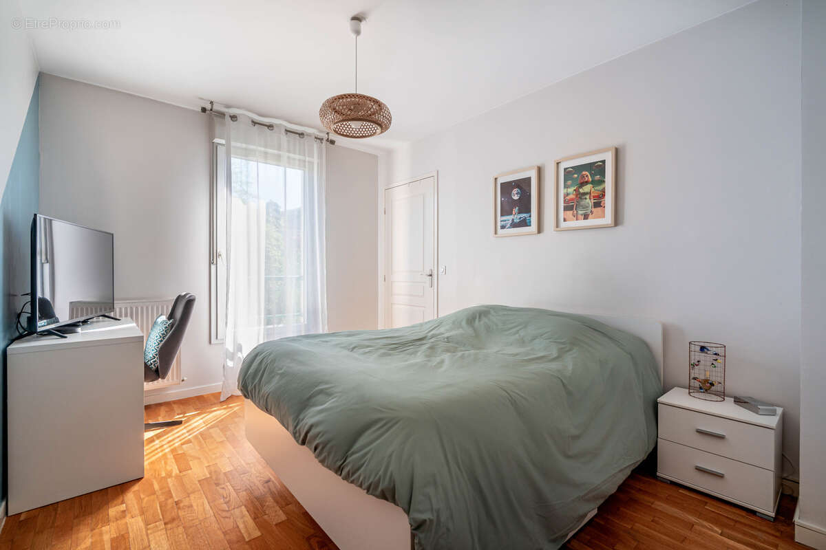 Appartement à TASSIN-LA-DEMI-LUNE