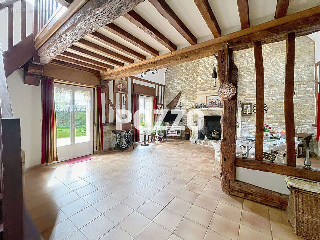 Maison à VARAVILLE
