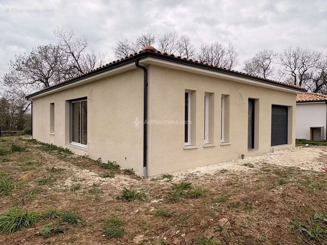 Maison à BRENS